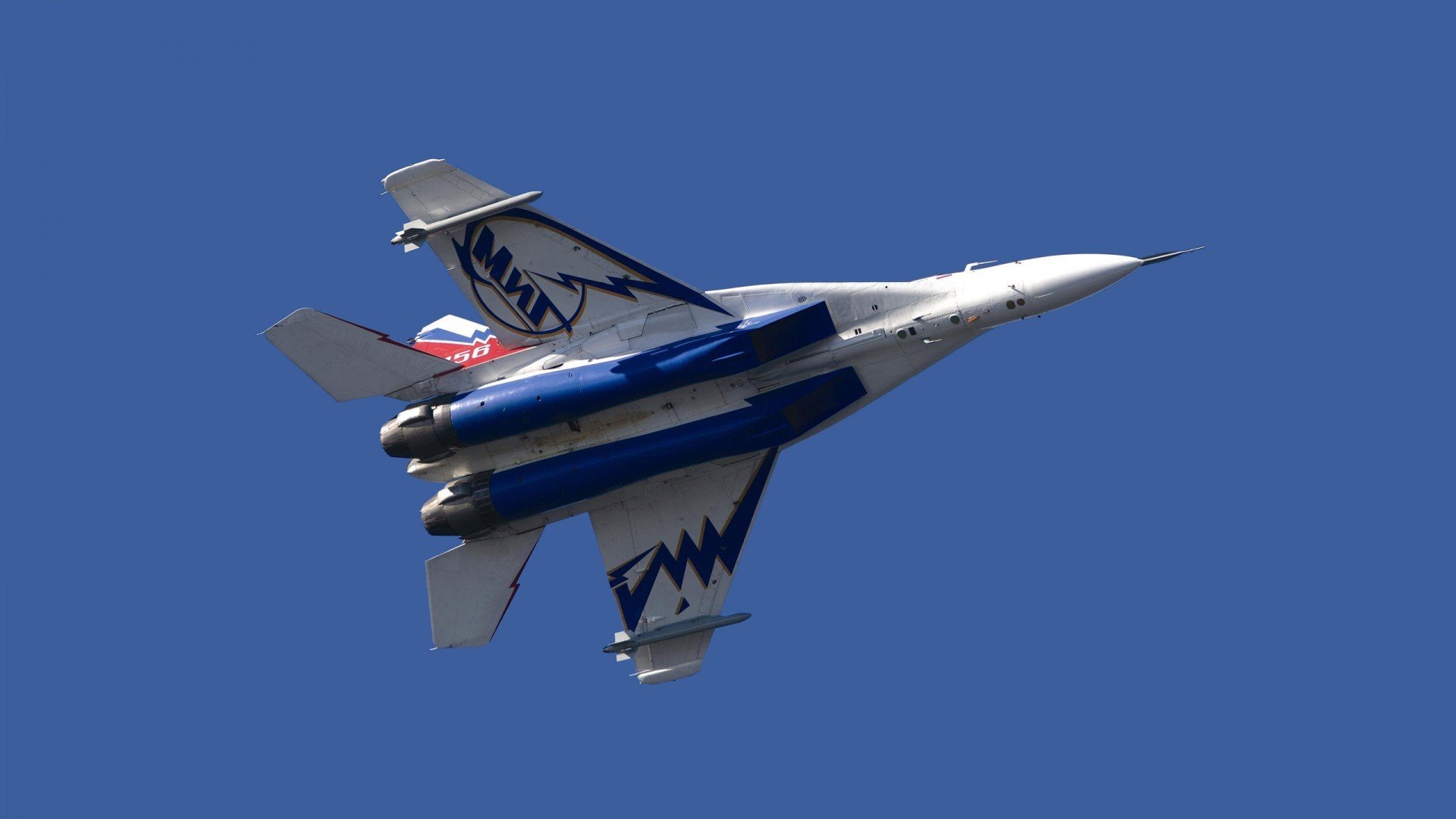 爱游戏官网-伊朗球队体能训练强化，伊朗球员身体素质