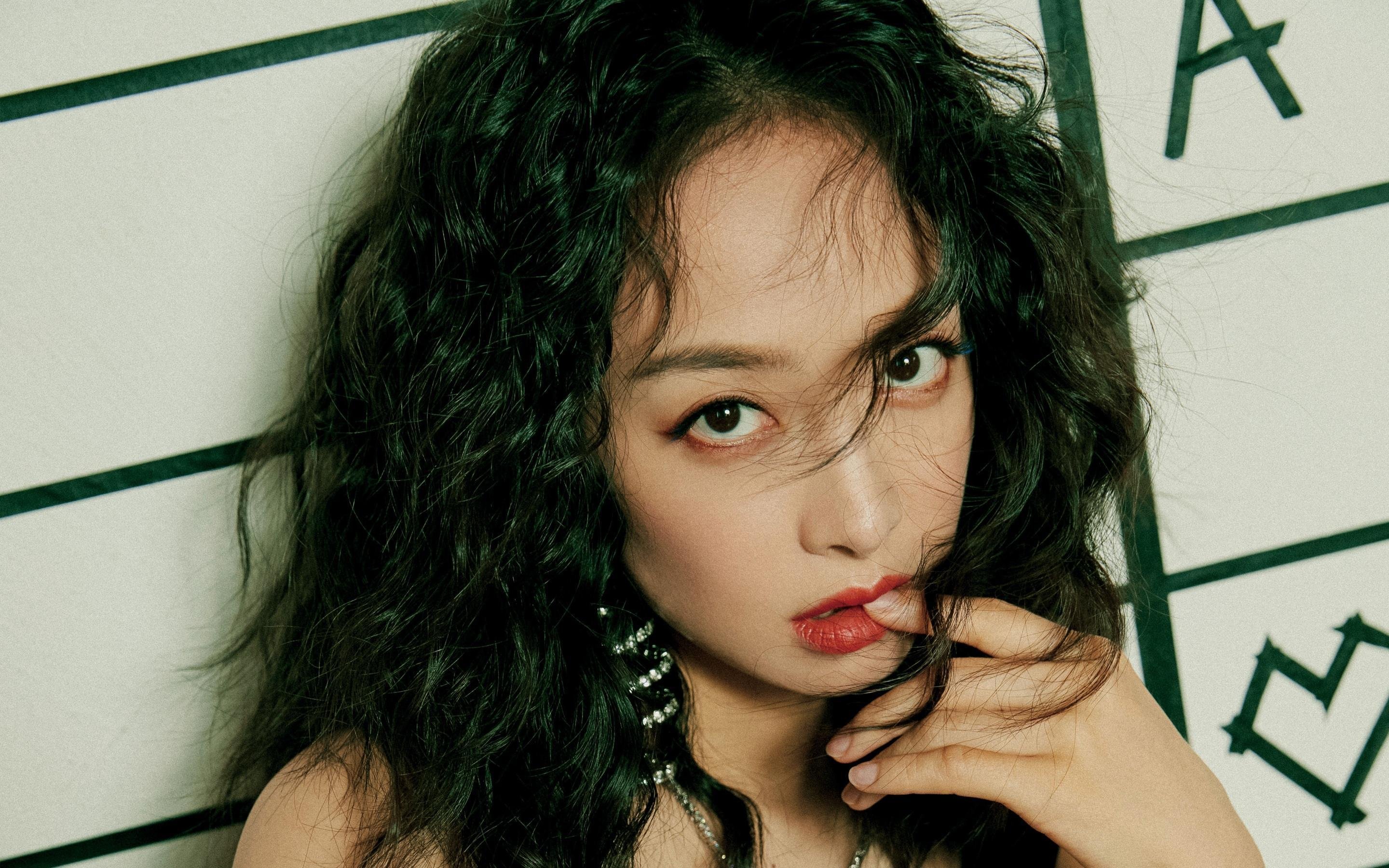 爱游戏电竞官网-维克托·文班亚马在NBA常规赛中表现亮眼，文班亚马身高