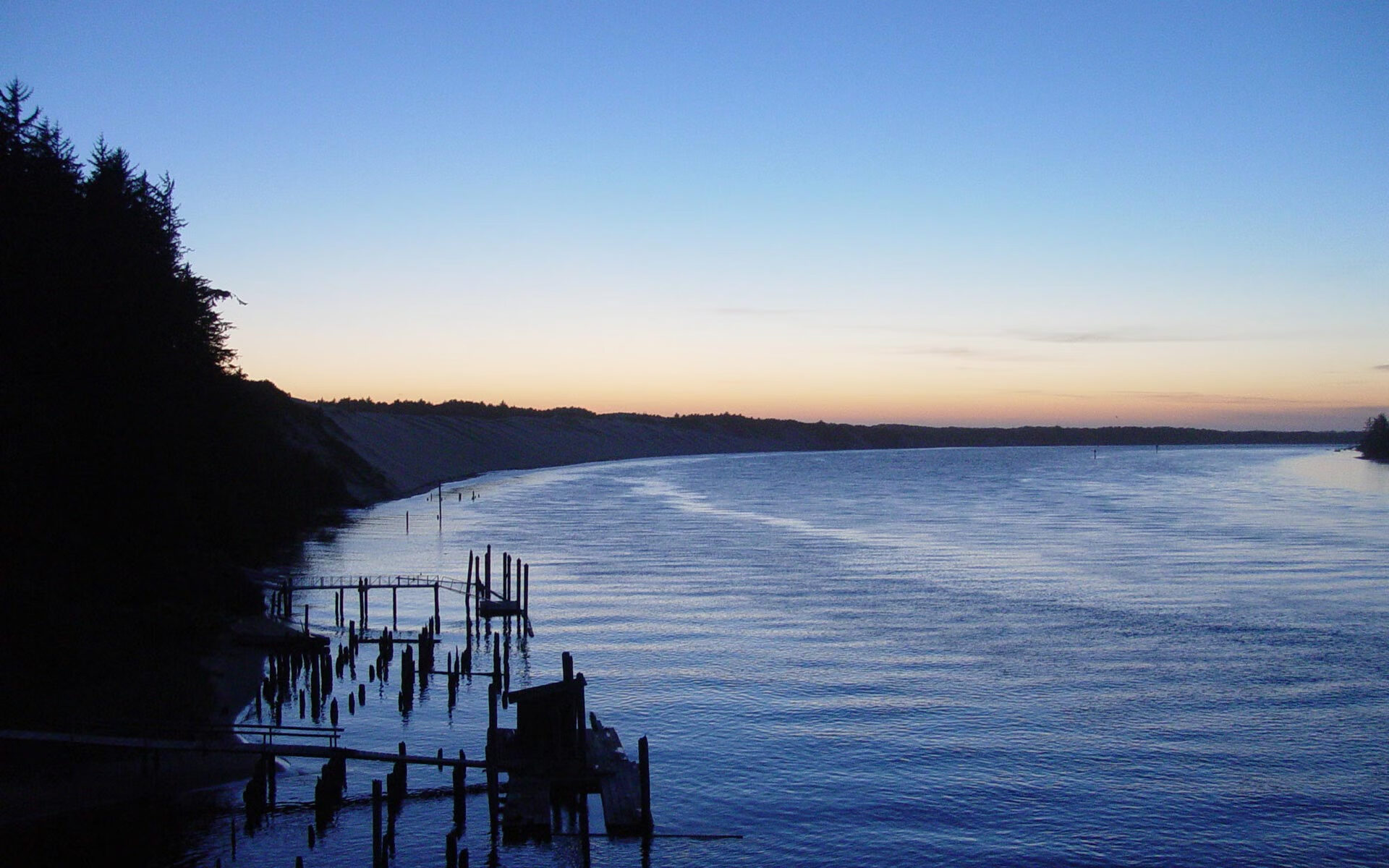 爱游戏在线登录入口-足球裁判数据化评估机制尚未成型，足球裁判分析