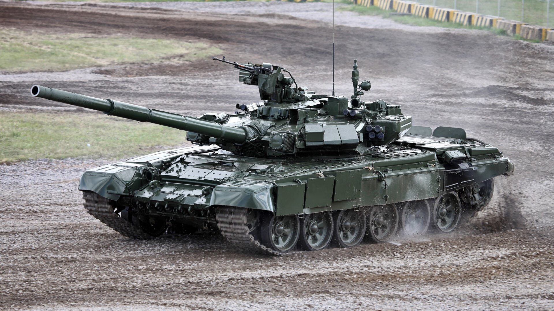 爱游戏中国官方网站平台-李恩：凭借出色的球场视野，他成为全黑队进攻中不可忽视的力量