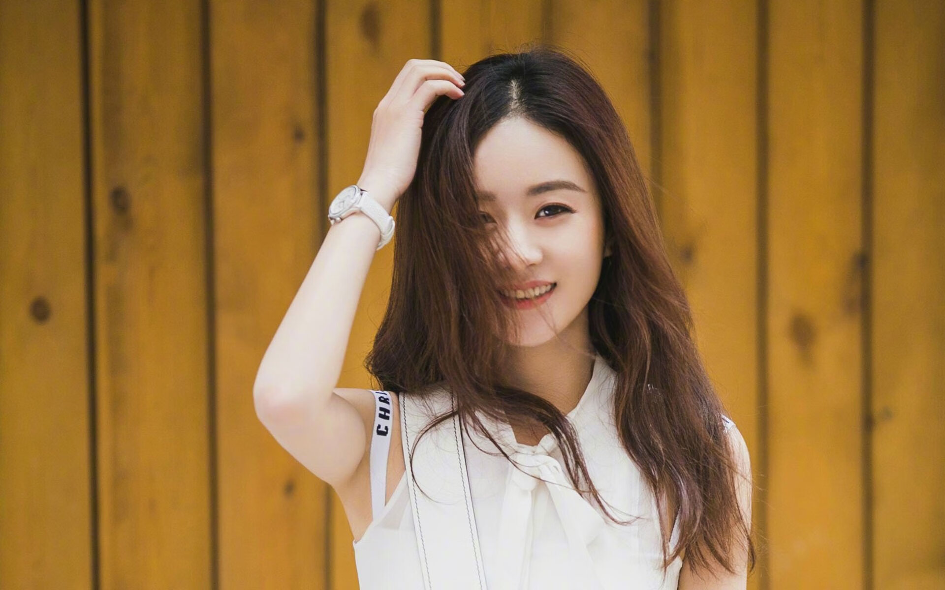 爱游戏官方网站-C罗再次上演帽子戏法 刷新国家队进球纪录，c罗的帽子戏法视频大全