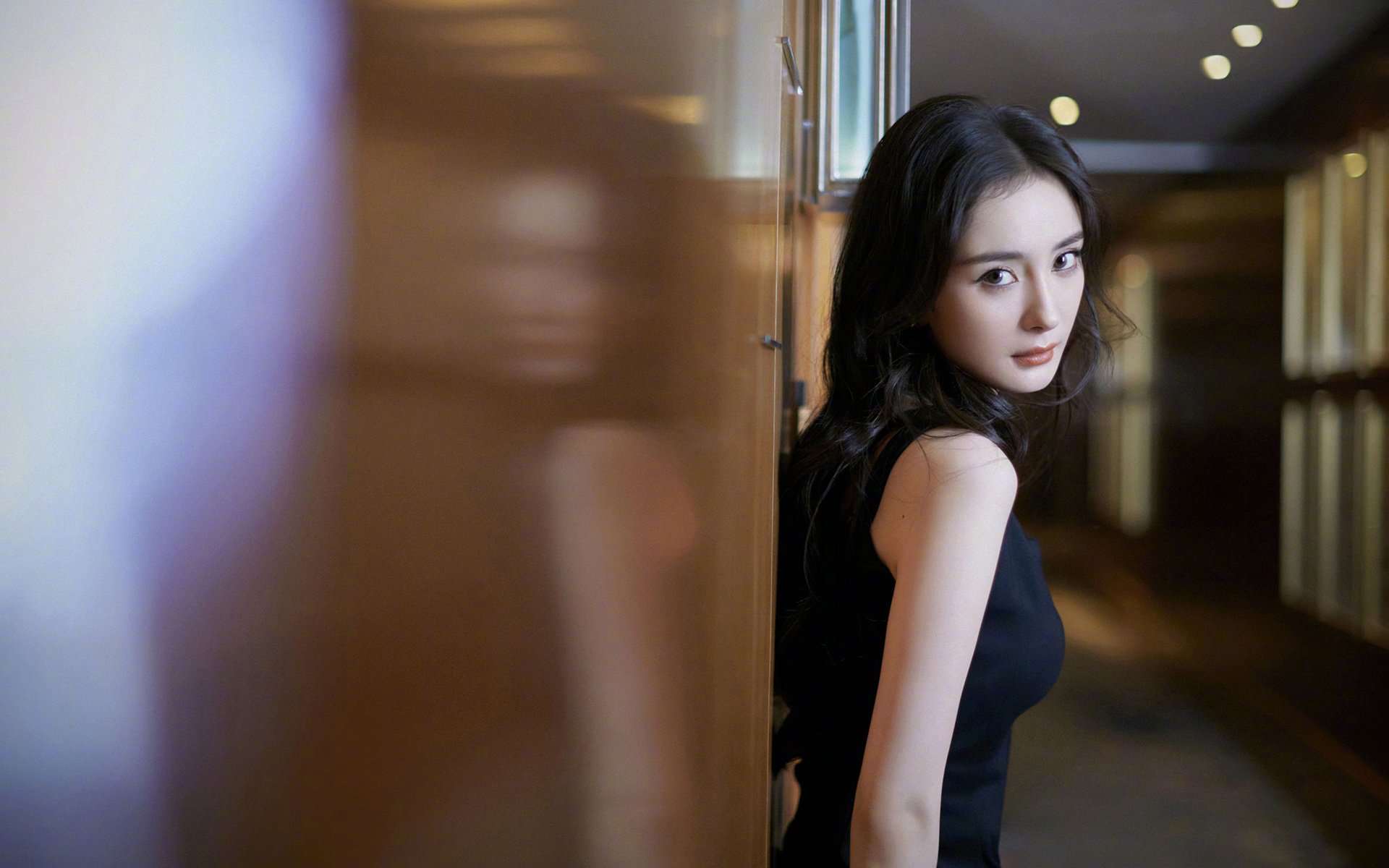 爱游戏 电竞-麦肯齐：作为全黑队的后卫，他的敏锐洞察力帮助全队走向胜利，麦肯齐 男友